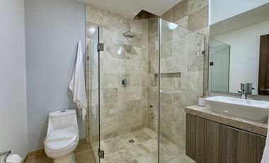 CASA EN VENTA EN ZIBATÁ, CUATRO RECÁMARAS Y ROOF GARDEN, QUERÉTARO