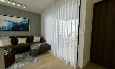 CASA EN VENTA EN ZIBATÁ, CUATRO RECÁMARAS Y ROOF GARDEN, QUERÉTARO
