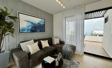 CASA EN VENTA EN ZIBATÁ, CUATRO RECÁMARAS Y ROOF GARDEN, QUERÉTARO