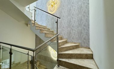 CASA EN VENTA CON ROOF GARDEN EN ZIBATÁ, QUERÉTARO