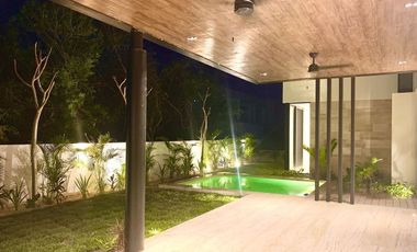 Estrena Casa en Venta en Kutz, Country Club  Merida
