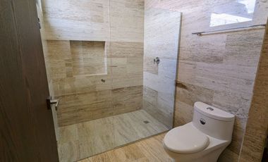 Estrena Casa en Venta en Kutz, Country Club  Merida