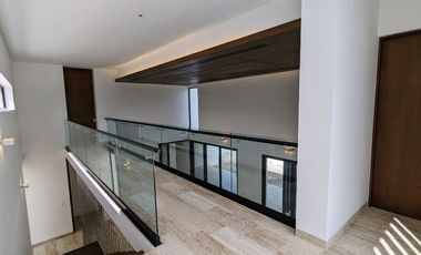 Estrena Casa en Venta en Kutz, Country Club  Merida