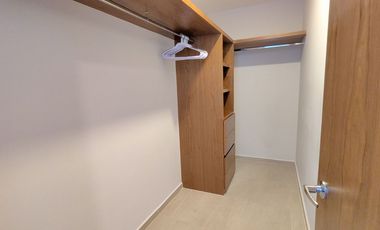 Renta de Lujoso Departamento Amueblado en Montejo Plaza