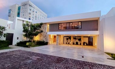 EN VENTA LA CASA  MAS LUJOSA DE ALTABRISA CON DISEÑO UNICO Y MARAVILLOSO