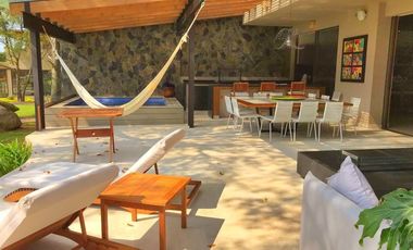 Espectacular casa en condominio Puerta del Lago Valle de Bravo