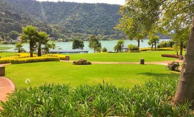 Espectacular casa en condominio Puerta del Lago Valle de Bravo