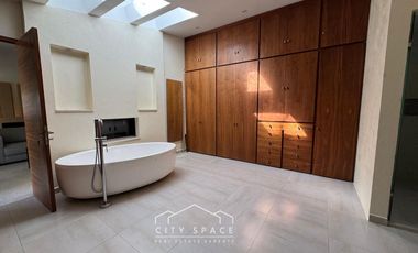 Casa en VENTA en club de Golf Vallescondido