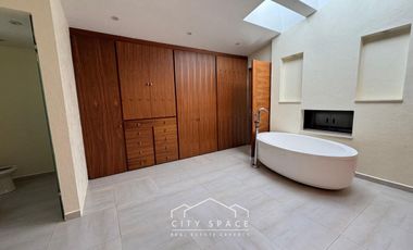 Casa en VENTA en club de Golf Vallescondido