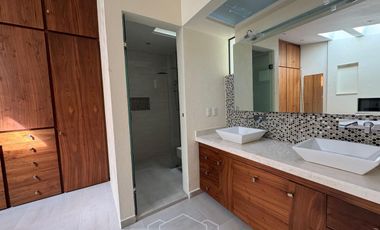 Casa en VENTA en club de Golf Vallescondido