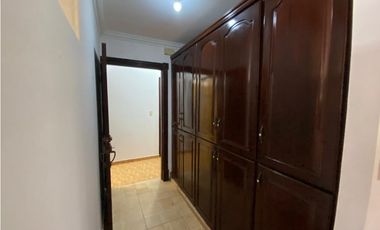 HOWARD / 896 M2 / 3 HABITAC / TERRAZA / CASA HUESPED / CASA CUIDADOR