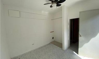 HOWARD / 896 M2 / 3 HABITAC / TERRAZA / CASA HUESPED / CASA CUIDADOR