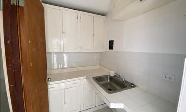 HOWARD / 896 M2 / 3 HABITAC / TERRAZA / CASA HUESPED / CASA CUIDADOR