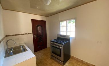 HOWARD / 896 M2 / 3 HABITAC / TERRAZA / CASA HUESPED / CASA CUIDADOR