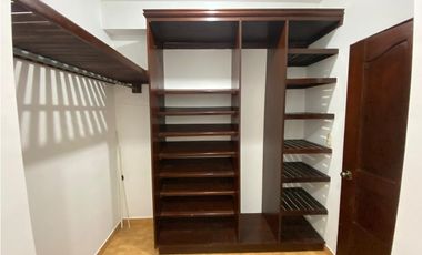 HOWARD / 896 M2 / 3 HABITAC / TERRAZA / CASA HUESPED / CASA CUIDADOR