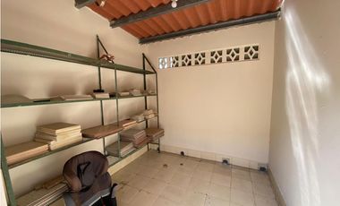 HOWARD / 896 M2 / 3 HABITAC / TERRAZA / CASA HUESPED / CASA CUIDADOR