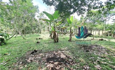 VENDO.CASA Y LOTE DE 2895MTS SANTA ROSA.BUGABA