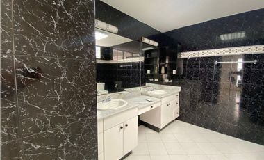 Venta de Apartamento en Avenida Balboa, PH Coral Reef