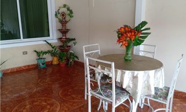 TOCUMEN / PUNTA DEL ESTE / 208M / 4 HABITACON + 1 BAÑOS /  DEPOSITO