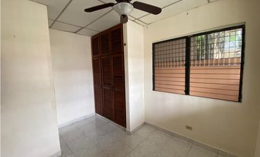 ALTOS DE PANAMA / 215M / 3 HABITACION / ESQUINA  / DEN / TERRAZA