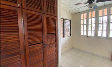 ALTOS DE PANAMA / 215M / 3 HABITACION / ESQUINA  / DEN / TERRAZA
