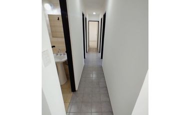 AMPLIO DPTO 4 DORM + BALCON  + 2 BAÑOS - Bº LAS PALMAS