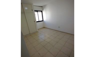 AMPLIO DPTO 4 DORM + BALCON  + 2 BAÑOS - Bº LAS PALMAS