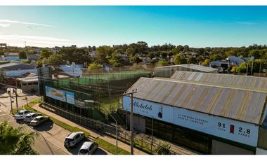 Inigualable predio. Ideal Desarrollo Comercial/Habitacional/Empresa.