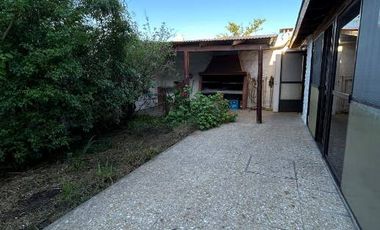 Casa en alquiler en Lanus Este