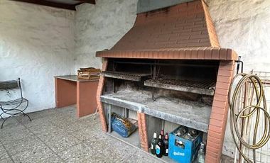 Casa en alquiler en Lanus Este
