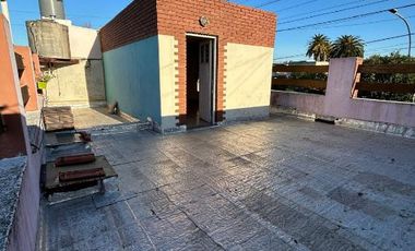 Casa en alquiler en Lanus Este