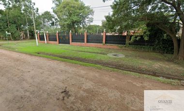 Casa quinta en alquiler de 1m2 ubicado en Villa Fabiana