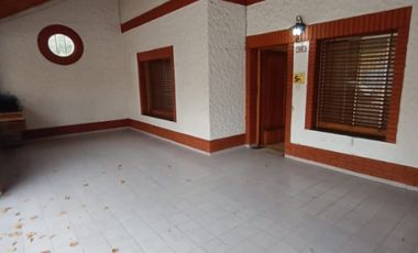 Departamento Tipo Casa en alquiler en Remedios de Escalada Este