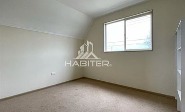 Casa en Arriendo en Localidad de Pillanlelbun Temuco
