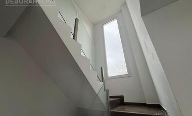 Casa en  alquiler en Barrio San Matías Escobar amoblada pileta 3 habitaciones dependencia