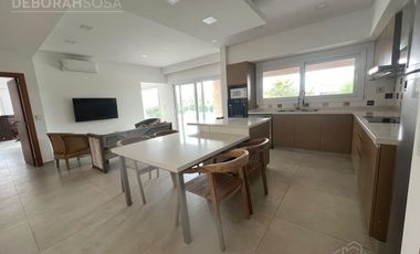 Casa en  alquiler en Barrio San Matías Escobar amoblada pileta 3 habitaciones dependencia
