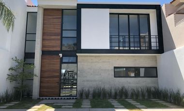 Casa Nueva en Venta – Bosques de Santa Anita, Guadalajara Diseño minimalista