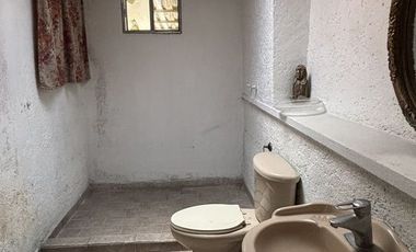 CASA EN RIO CHURUBUSCO CERCA DE LA VIGA Y DEL CENTRO NACIONAL DE LAS ARTES