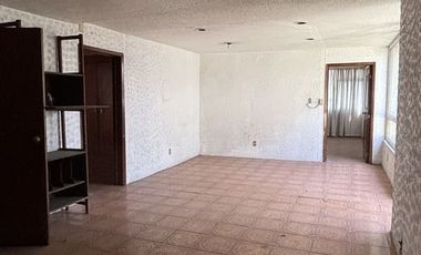 CASA EN RIO CHURUBUSCO CERCA DE LA VIGA Y DEL CENTRO NACIONAL DE LAS ARTES