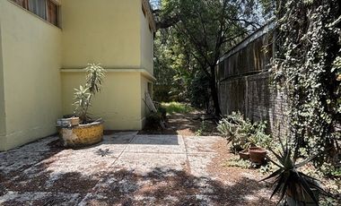 CASA EN RIO CHURUBUSCO CERCA DE LA VIGA Y DEL CENTRO NACIONAL DE LAS ARTES