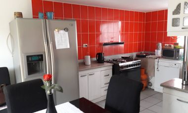 SE VENDE LINDA CASA 2 PISOS 3D 2B, LIMACHE