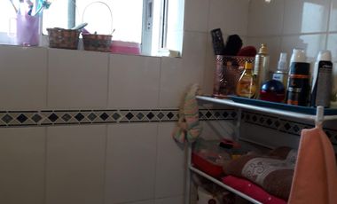 SE VENDE LINDA CASA 2 PISOS 3D 2B, LIMACHE