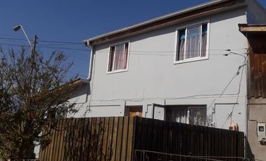 SE VENDE LINDA CASA 2 PISOS 3D 2B, LIMACHE