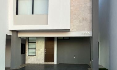 Casa en renta en Perisur II