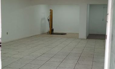 Local Comercial en Arriendo en Vicuña Mackenna Metro Ñuble