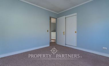 Gran Oportunidad de Arriendo, amplia casa familiar en micro barrio muy seguro a pasos de colegio Boston.