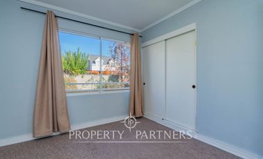 Gran Oportunidad de Arriendo, amplia casa familiar en micro barrio muy seguro a pasos de colegio Boston.
