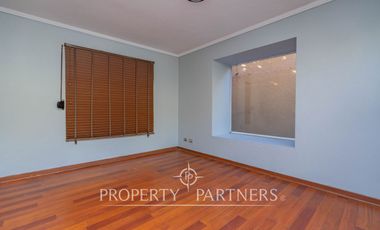 Gran Oportunidad de Arriendo, amplia casa familiar en micro barrio muy seguro a pasos de colegio Boston.