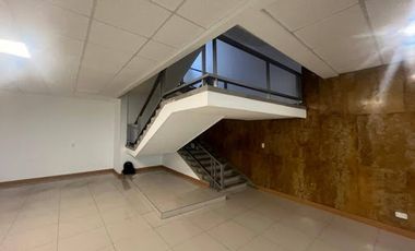 VENTA de LOCALES en VILLAVICENCIO