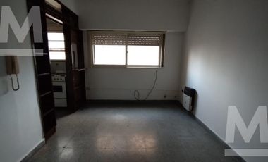 Departamento en 8 Entre 65 y 66